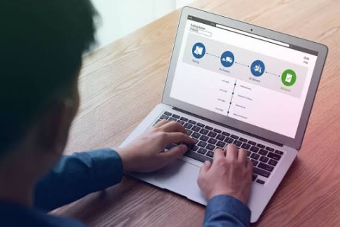 Customer Delivery Experience: Live Tracking Pages, ETA Updates, and Rating Systems